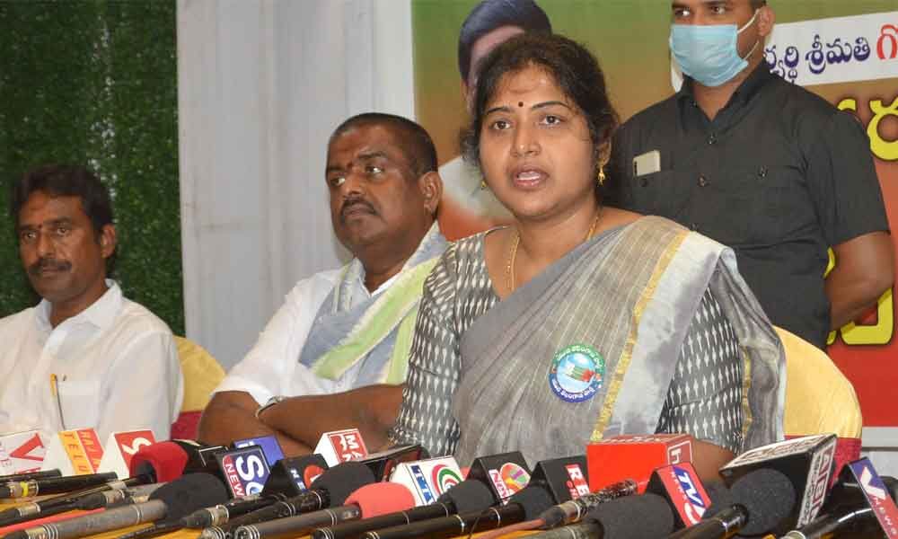 Rani Rudrama Reddy right candidate to become Graduate MLC: YTP chief