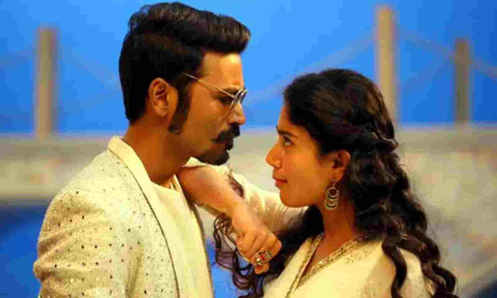 Dhanush uploads the first post since the divorce announcement; posts sweet  father-son moment with Yathra Dhanush : Bollywood News - Bollywood Hungama