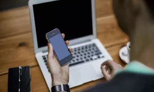 Fact Check: Government to offer 10GB free data to students