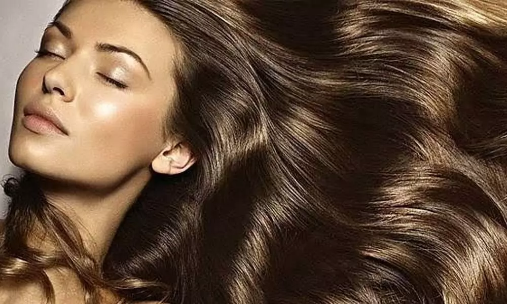 Guide to help revive monsoon-damaged hair