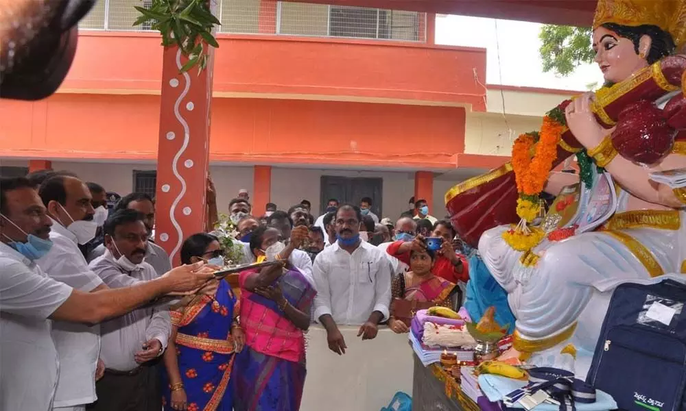 Minister Balineni Srinivasa Reddy