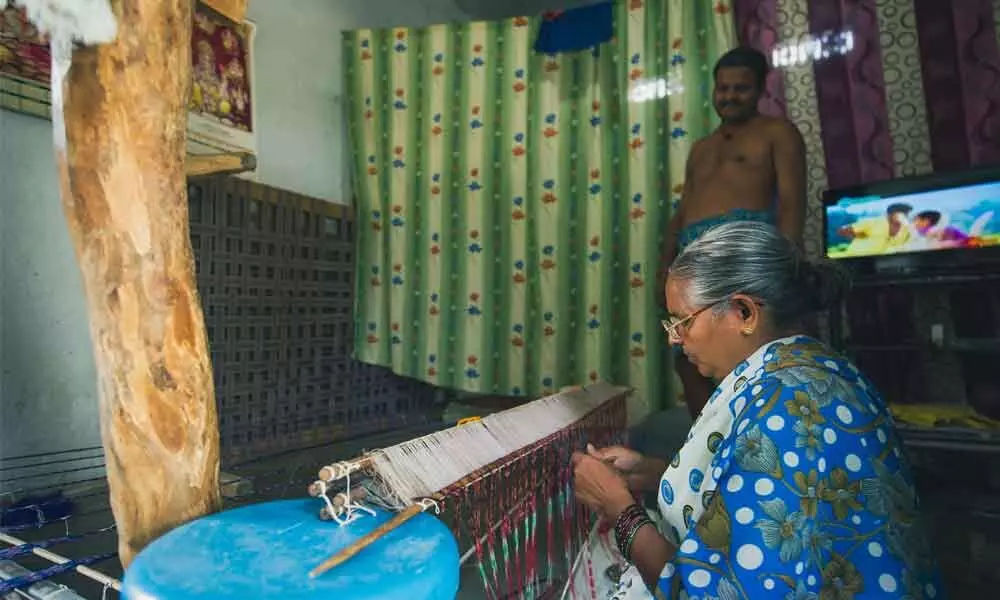 Crowdfunding brings ray of hope to struggling handloom artisans