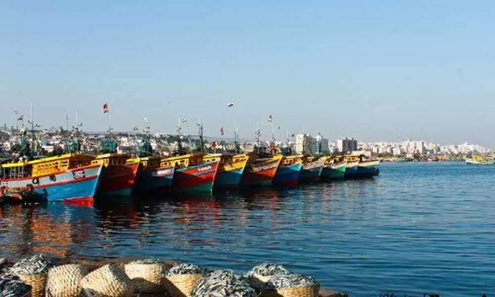 Andhra Pradesh to invite tenders for 4 fishing harbours