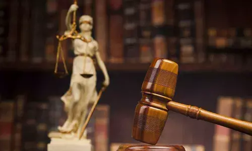 Faux pas by Mumbai cops: Arnab wants to know