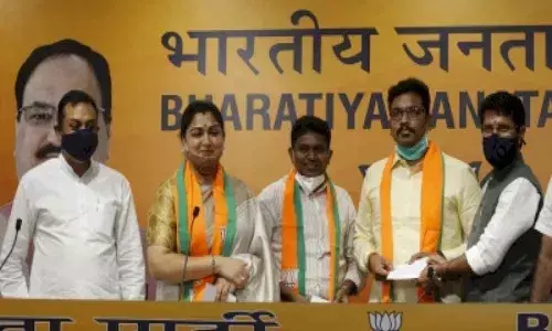 Khushboo Sundar joins BJP, praises Modi