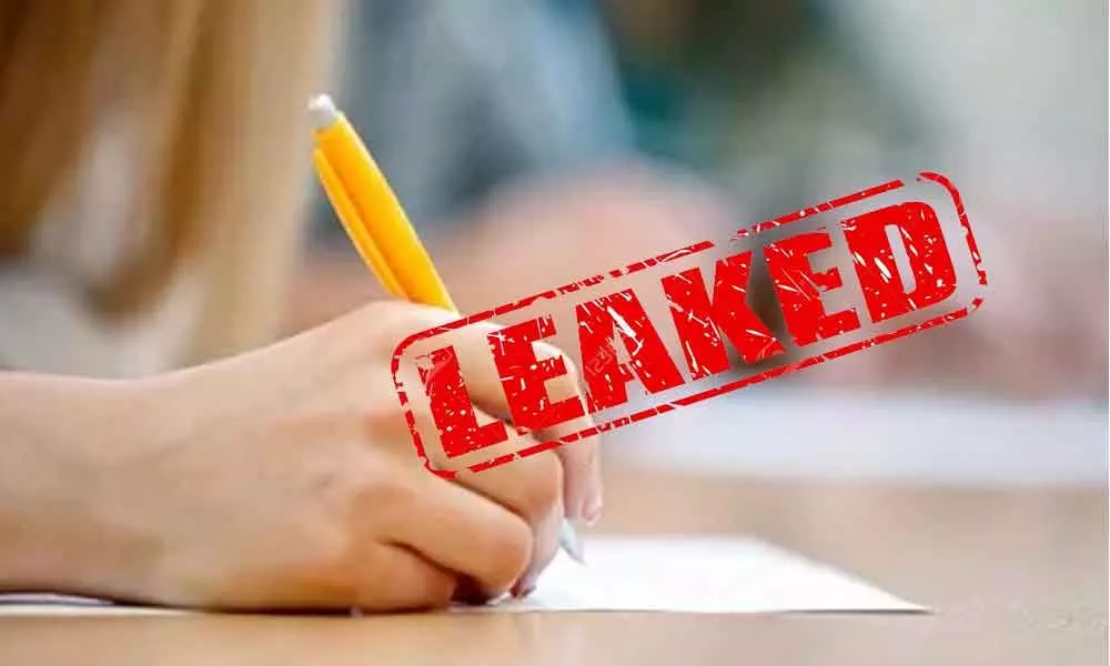Bengalore University authorities postponed B Com exam after paper leak