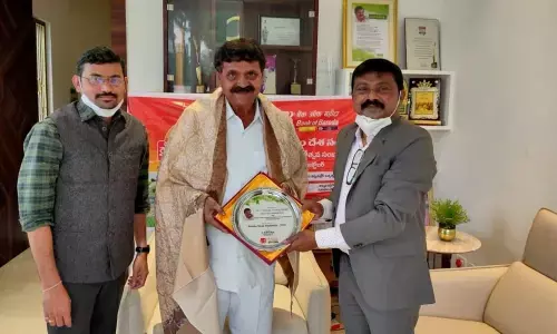 Bank of Baroda felicitates organic farmer