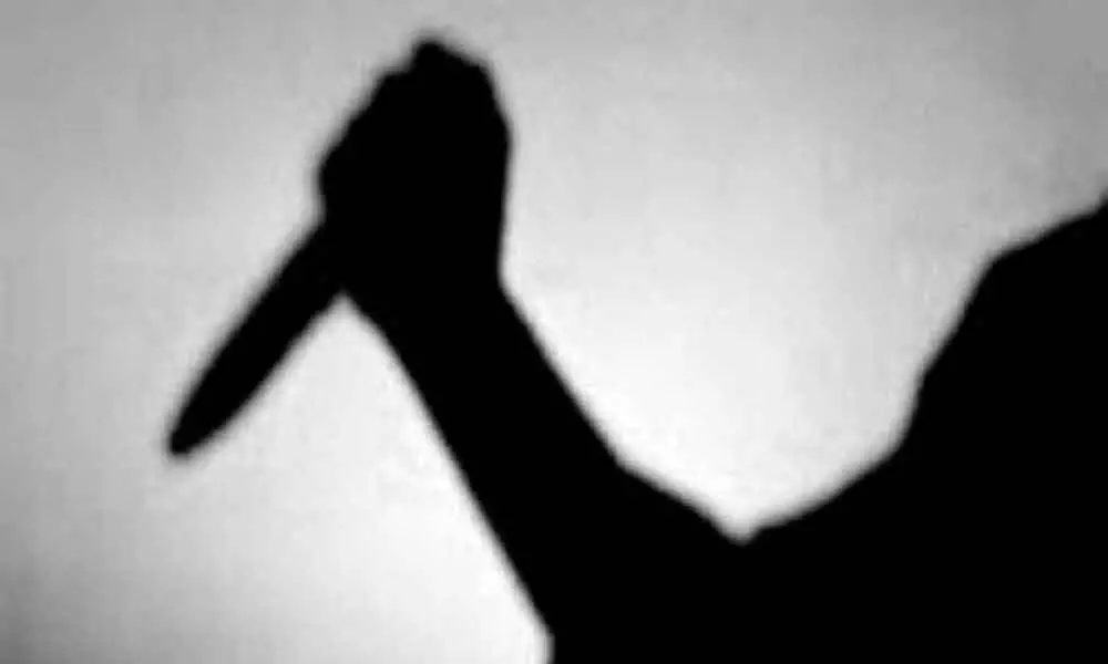Stalker kills B Tech girl student with knife in Vijayawada