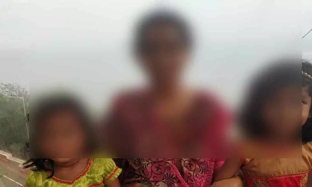 Andhra Pradesh: Woman commits suicide along with her 2 children in Vizianagaram