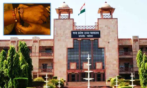 Top court steps in as High Court asks molester to get Rakhi tied for bail