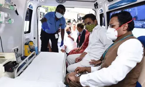 KTR inaugurates trauma care centre on ORR KTR inaugurates trauma care centre on ORR