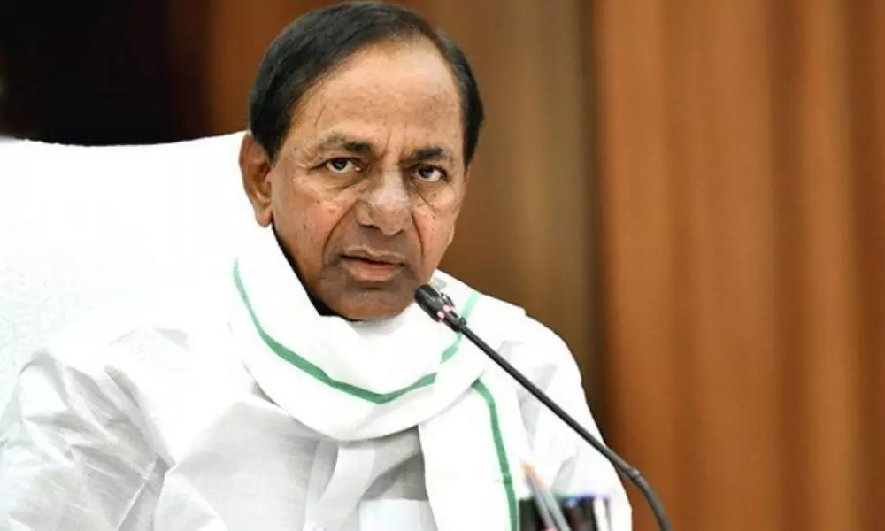 KCR announces Rs 10,000 each for flood-affected family