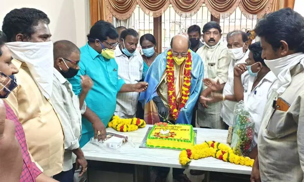 TDP leaders greeting rural MLA Gorantla Buchaiah Choudary