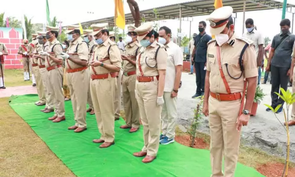 Tirupati Urban Police pays rich tributes to martyrs on police commemoration Day