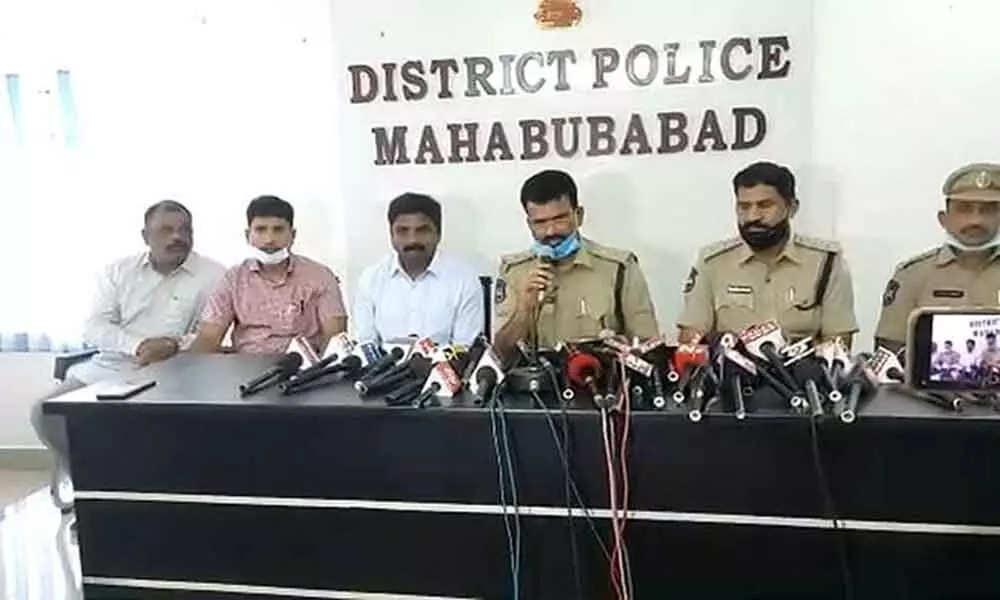 Police deny encounter of Mahabubabad kidnappers