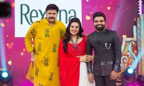 Dussehra on Zee Telugu: Chi Pradeep Ki Chi La Sow Sreemukhi Namaskaristu Vrayunadi