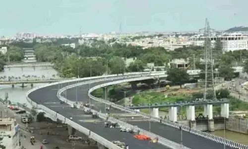 Vijayawada Kanaka Durga flyover turns accident spot amid no safety measures