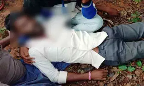 Telangana: Man commits suicide at girlfriends tomb in Bhupalpally