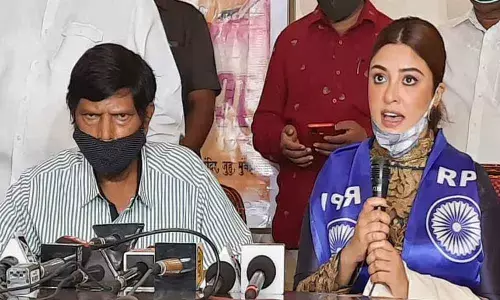 Actor who accused Kashyap of rape joins Athawales party