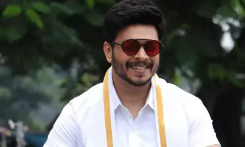 MG Srinivas in Old Monk