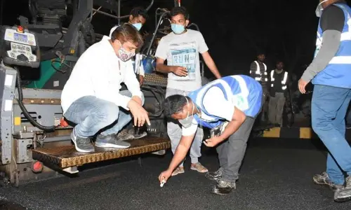 Mayor Bonthu Rammohan checks progress of road repair works