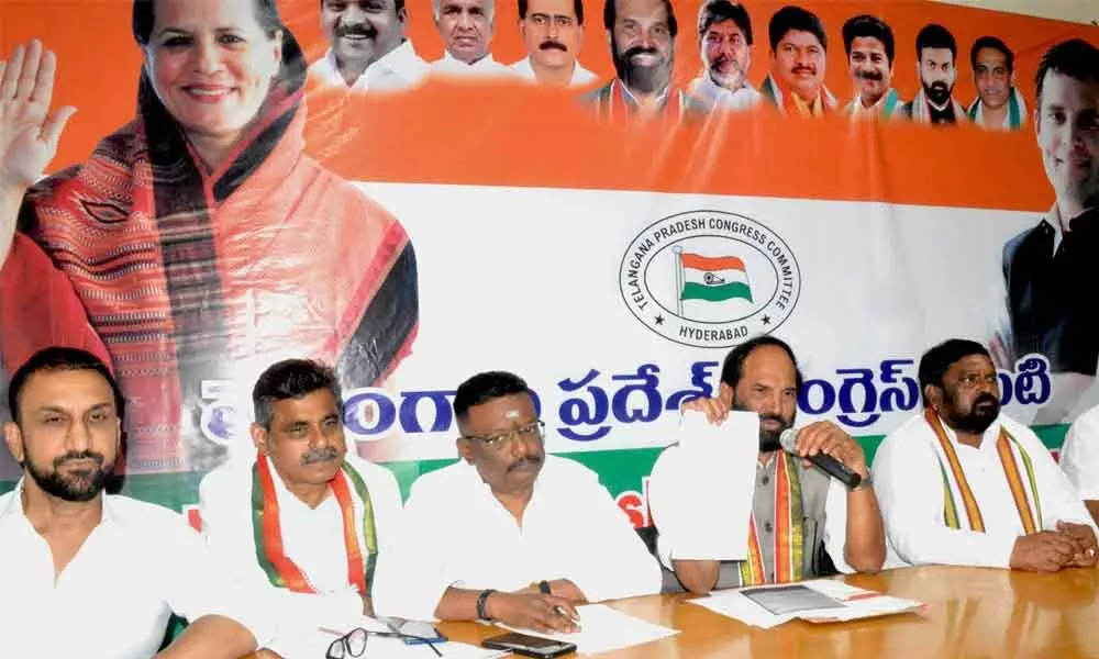 TPCC chief and Nalgonda MP N Uttam Kumar Reddy addressing the media in Hyderabad on Friday after speaking to the Governor on the flood relief scam.