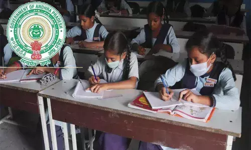 Andhra govt. directs colleges not to pressurise students over payment of tuition fee