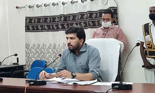 Sub-Collector Himanshu Kaushik