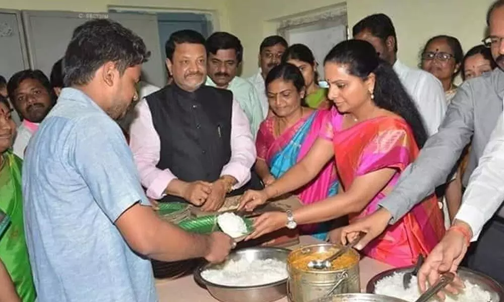 Kavitha’s free meal camp