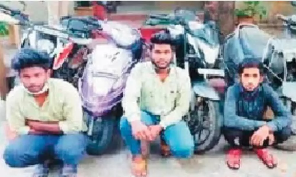 Three bike thieves arrested