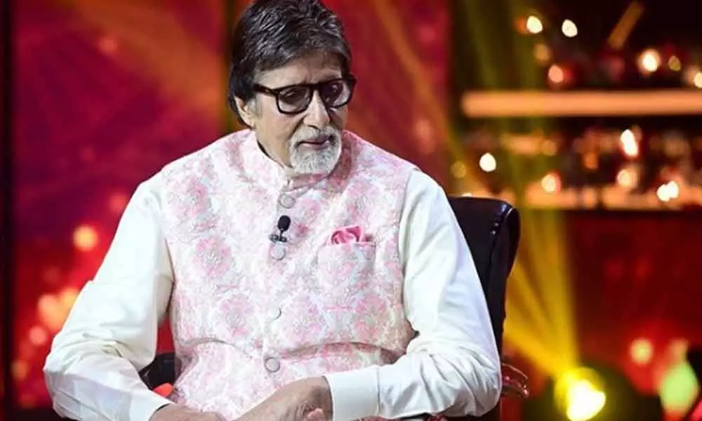 Amitabh Bachchan Shares A Wonderful Painting Made By His Fan From The Sets Of KBC