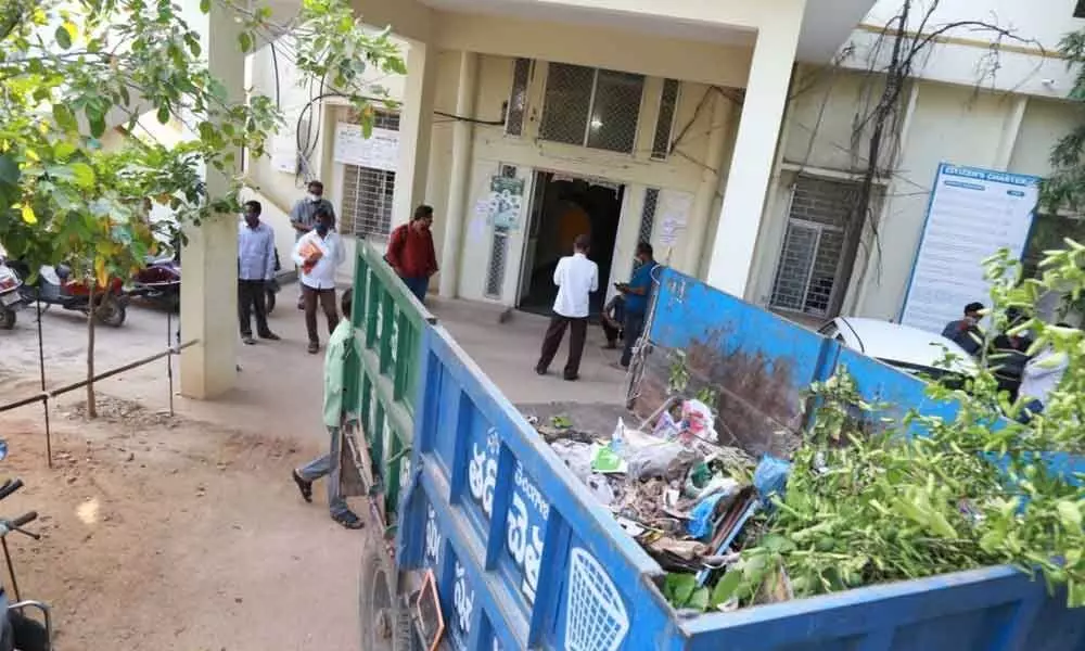 Civic staff storm electricity office for cutting power supply