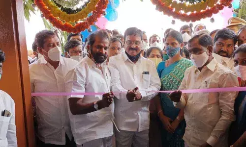 Agriculture Minister Singireddy Niranjan Reddy inaugurates