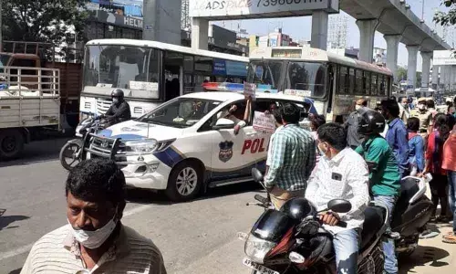 Telangana Realtors Association stages protest at HMDA office