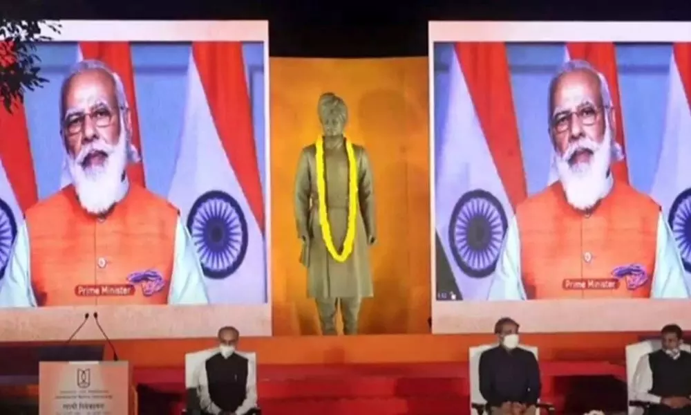 In JNU, PM Modi unveiled the statue of Swami Vivekananda