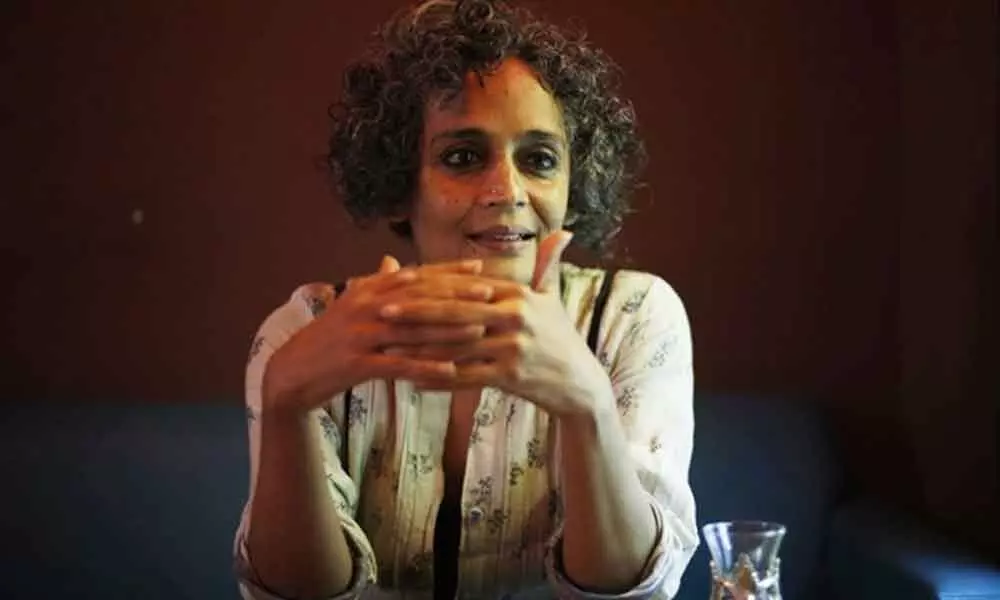 Arundhati’s book dropped: Varsity flayed