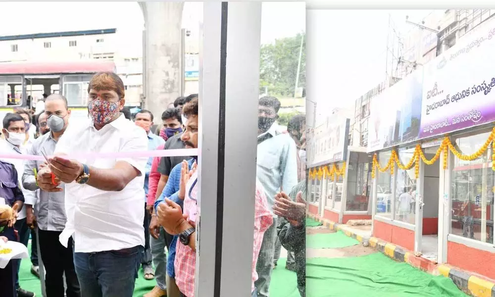 Mayor Bonthu Rammohan inaugurates six bus shelters