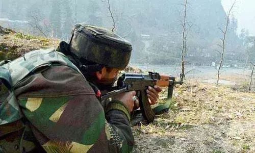 Army foils Pakistan infiltration bid, amid ceasefire violations along LoC