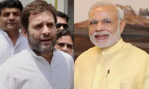 Modi, Rahul pay tributes to Nehru on his 131st birth anniversary