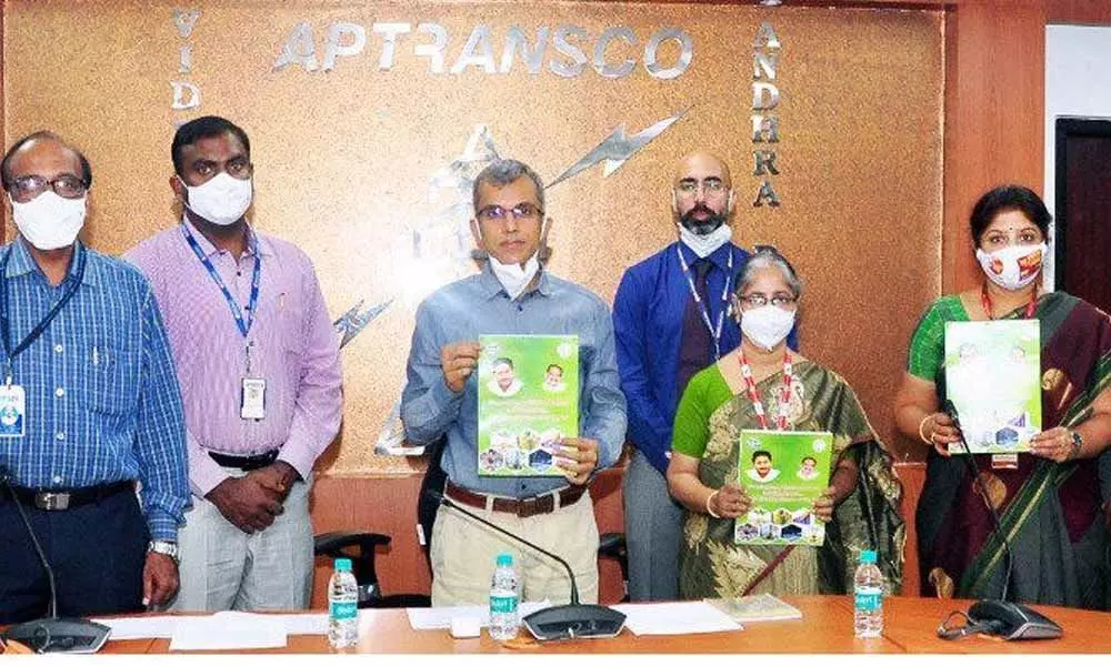 Energy Secretary N Srikanth releasing a handbook on energy efficiency financing scheme during the meeting with the representatives of the financial institutions