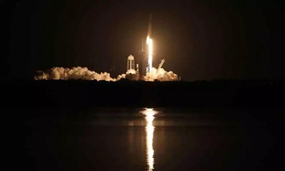 SpaceX rocket launches 4 astronauts to space station