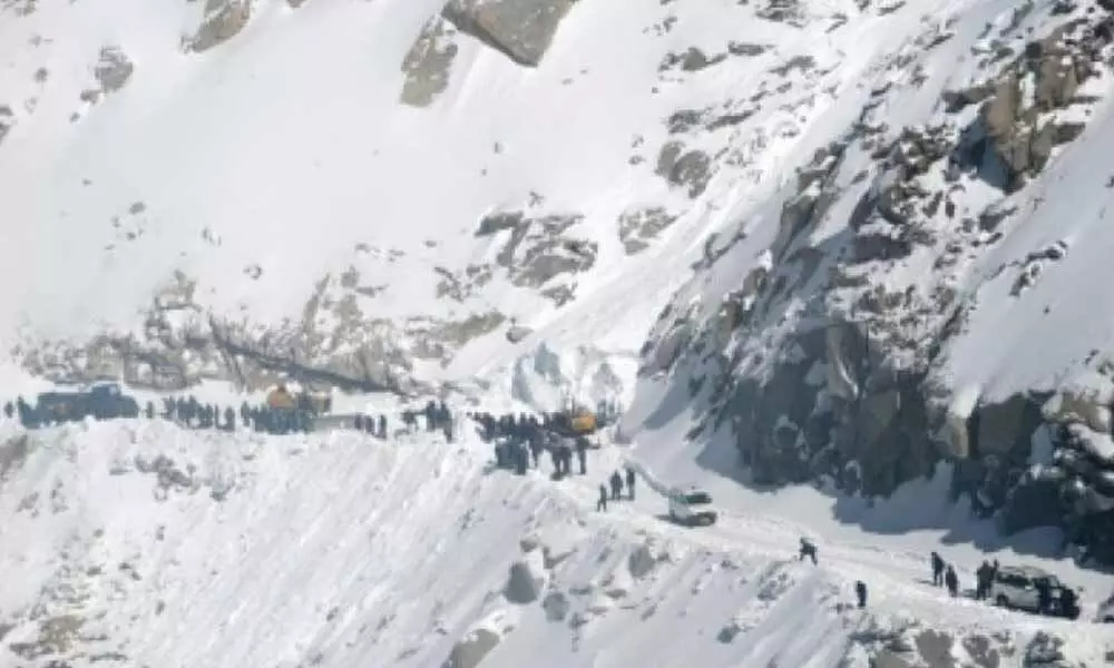 Avalanche warning issued for 4 districts in Jammu & Kashmir