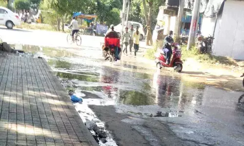 Locals demand UPHC, regular water supply