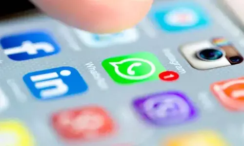 WhatsApp to allow you mute videos before sharing