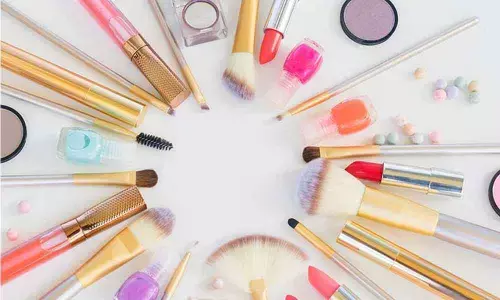 A teacher by profession, a beauty influencer by passion