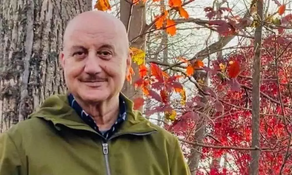 Anupam Kher Drops Beautiful Pictures Of ‘Central Park’ And Gets Lost In The Magic Of Nature