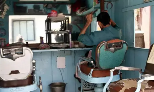 Man from barber community faces social boycott for serving SCs