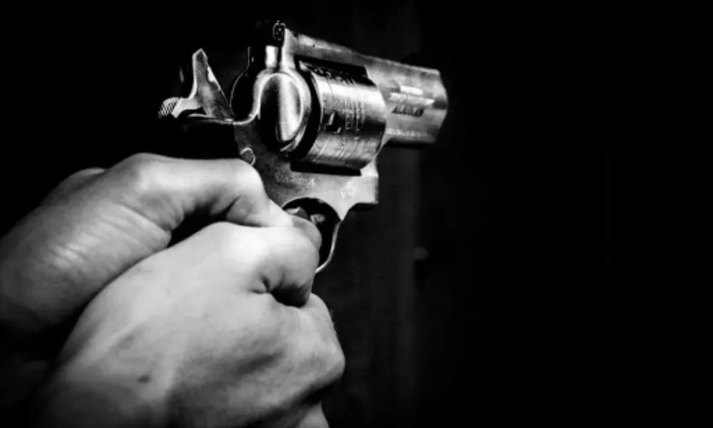 Infuriated over sisters chatting to male friend , minor boy shoots her