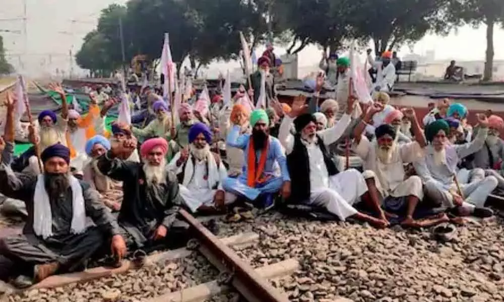Punjab farmers agree to lift rail blockade after 2 months