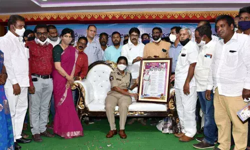 SP B Rajakumari being felicitated by civil society representatives in Vizianagaram